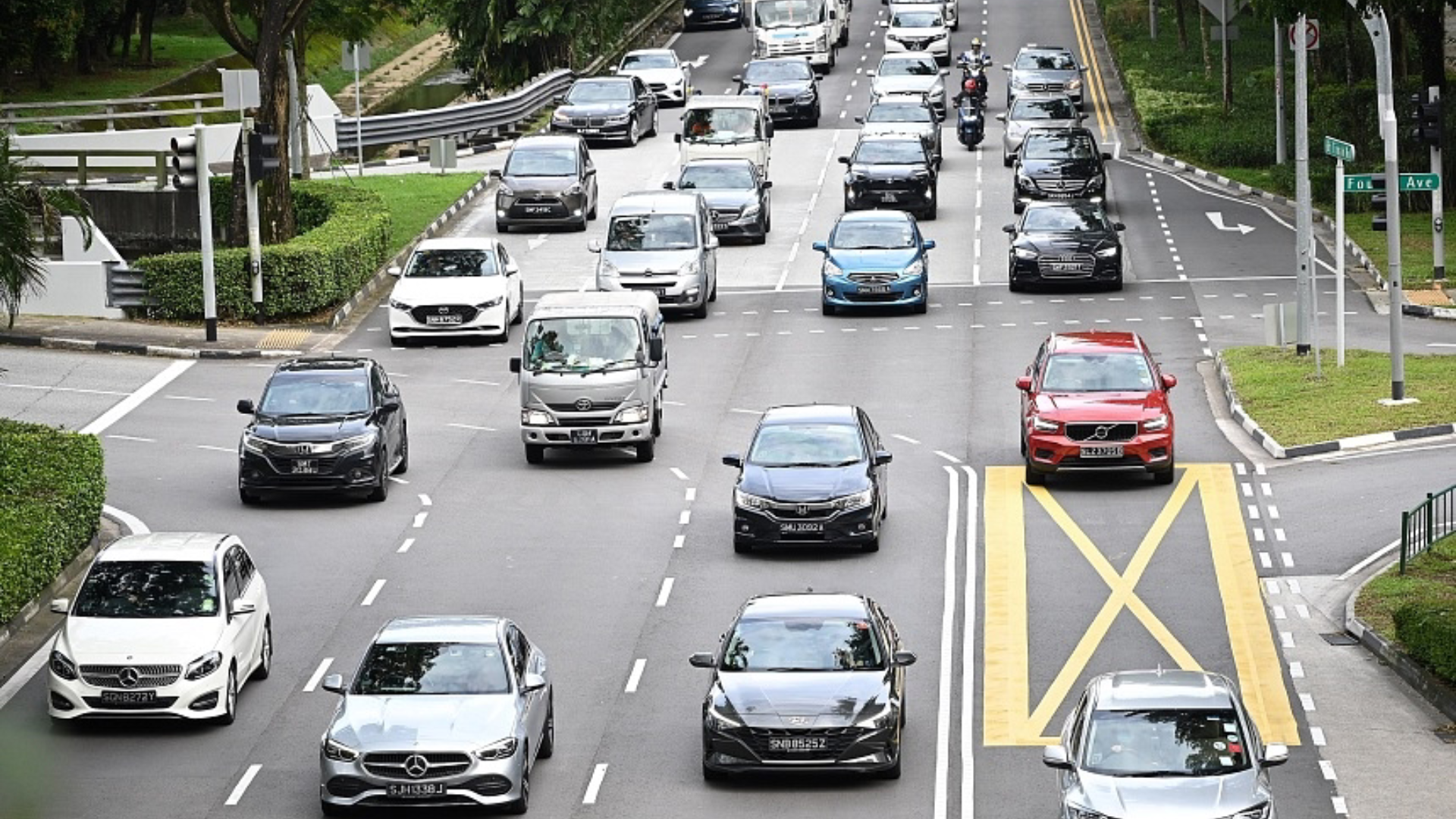 LTA to inject up to 20,000 additional COEs